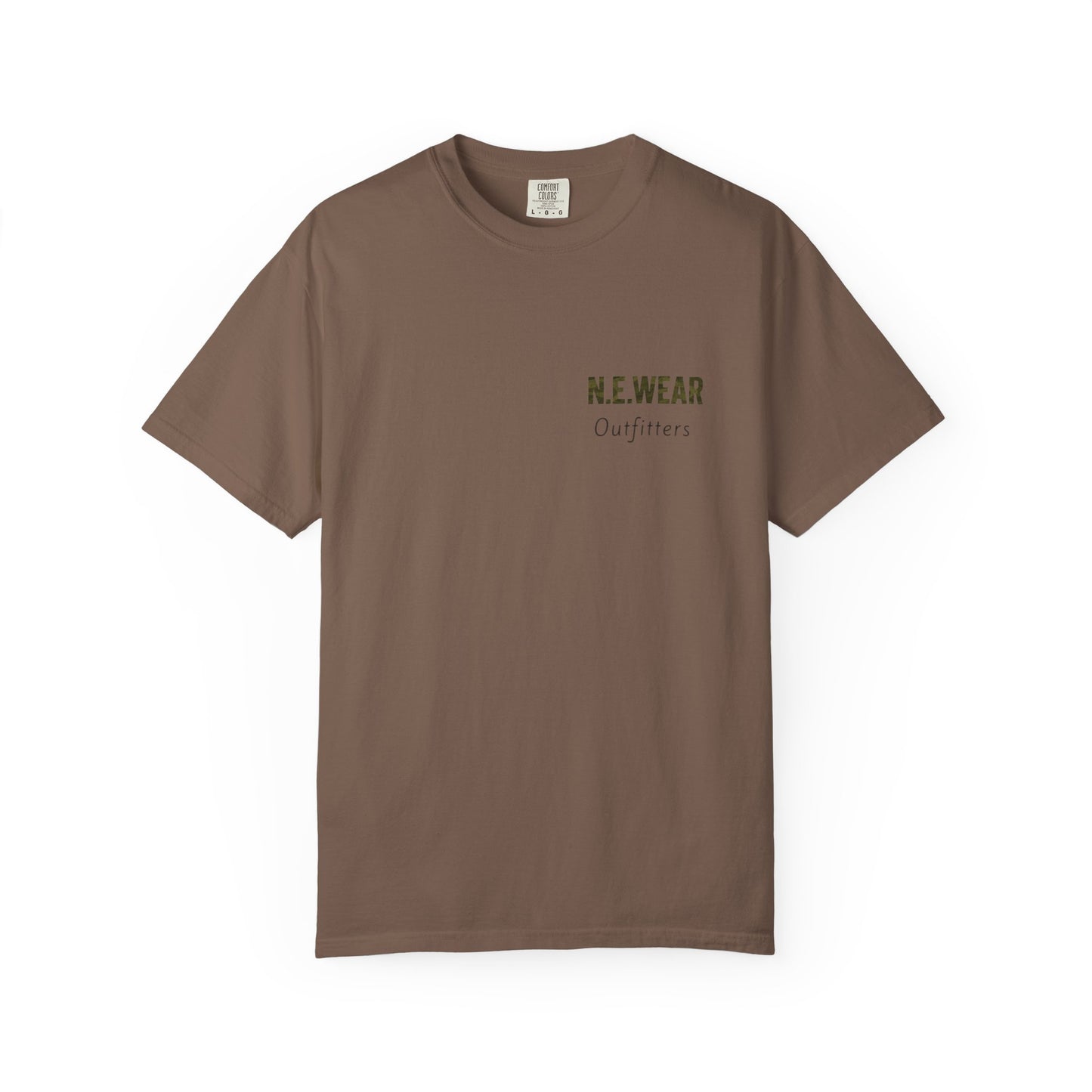 White tail buck graphic T
