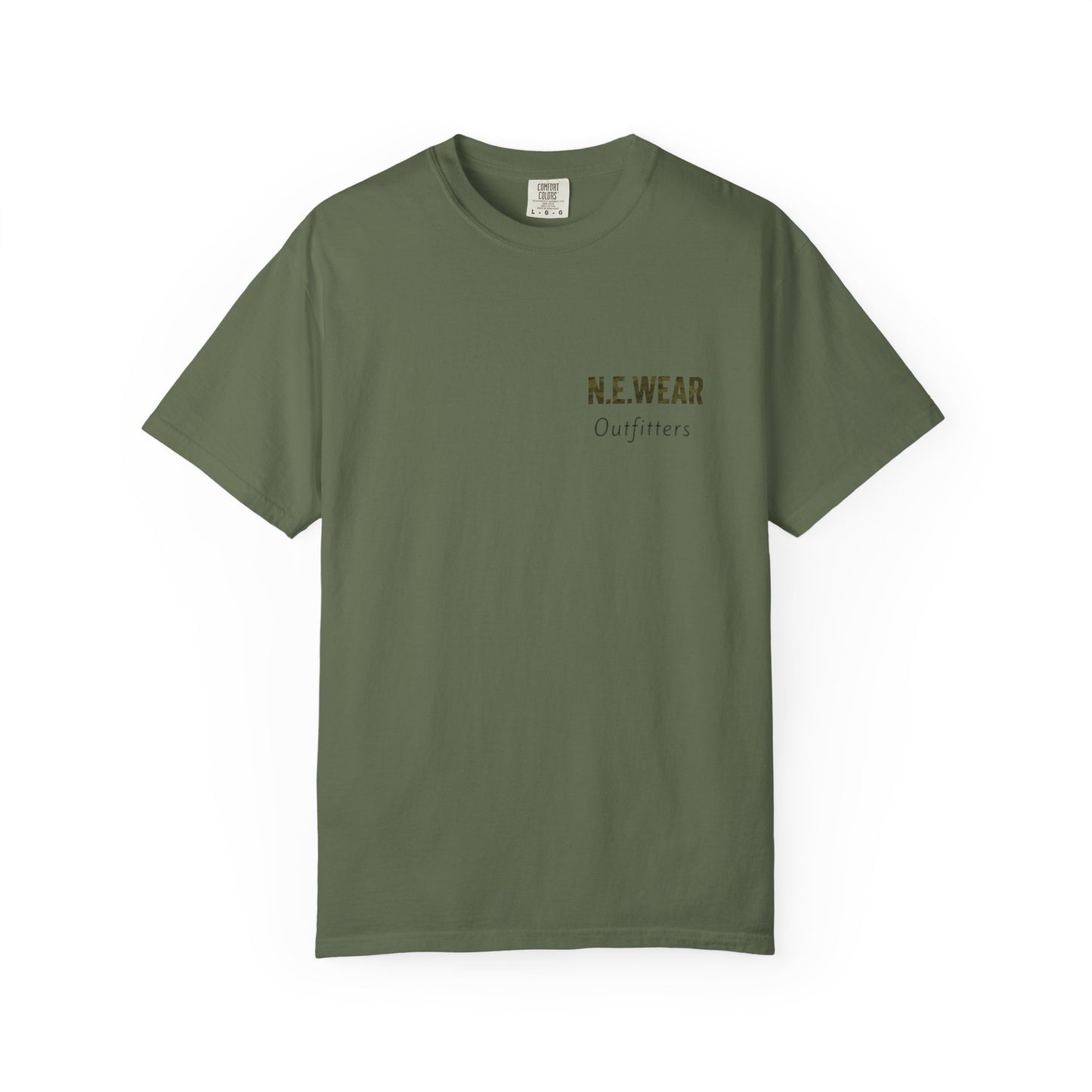 White tail buck graphic T
